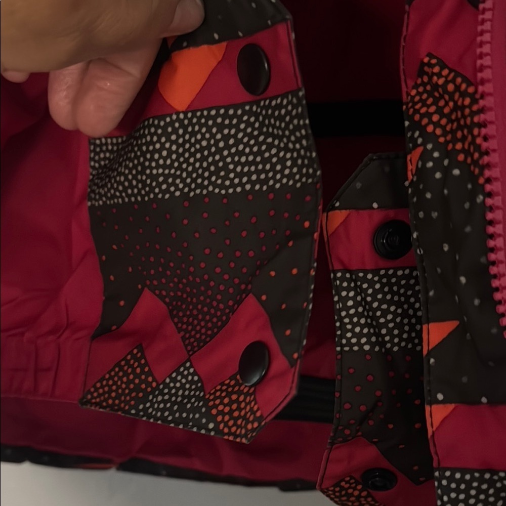 Simms Red Black Ski Jacket Geometric Insulated Hooded - Picture 13 of 16